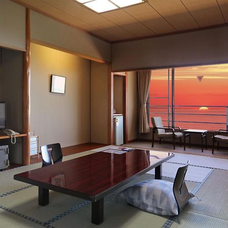 Unohama Onsen Royal Hotel Kobayashi Дзьоецу Екстер'єр фото